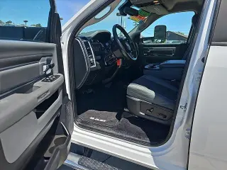 Ram 2500 2015 4x4 SLT 4dr Mega Cab 6.3 ft. SB Pickup