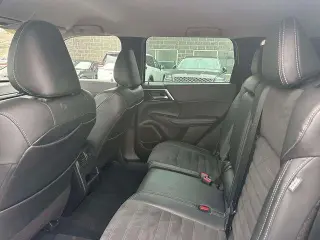 Mitsubishi Outlander 2023 AWD SE 4dr SUV