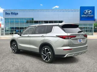 Mitsubishi Outlander 2023 AWD SE 4dr SUV