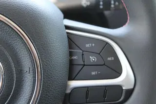 Jeep Renegade 2023 4x4 Trailhawk 4dr SUV