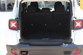 Jeep Renegade 2023 4x4 Trailhawk 4dr SUV
