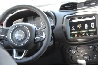 Jeep Renegade 2023 4x4 Trailhawk 4dr SUV