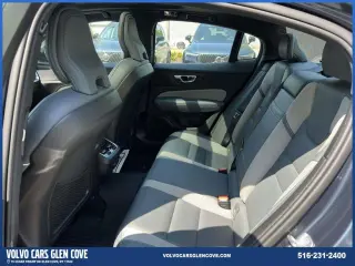 Volvo S60 2021 AWD T5 R-Design 4dr Sedan