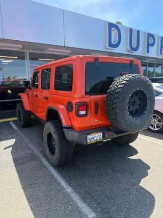 Jeep Wrangler Unlimited 2018 4x4 Moab 4dr SUV (midyear release)