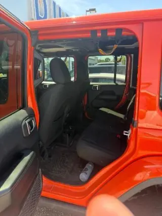 Jeep Wrangler Unlimited 2018 4x4 Moab 4dr SUV (midyear release)