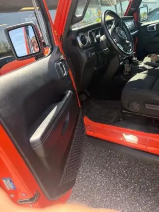 Jeep Wrangler Unlimited 2018 4x4 Moab 4dr SUV (midyear release)