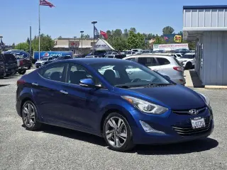 Hyundai ELANTRA 2015 SE 4dr Sedan 6M