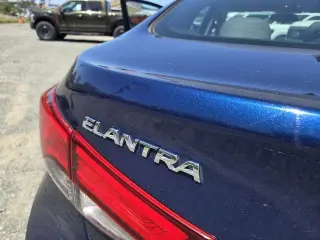 Hyundai ELANTRA 2015 SE 4dr Sedan 6M