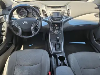 Hyundai ELANTRA 2015 SE 4dr Sedan 6M