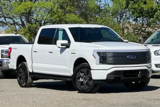 Ford F-150 Lightning 2023 AWD XLT 4dr SuperCrew 5.5 ft. SB
