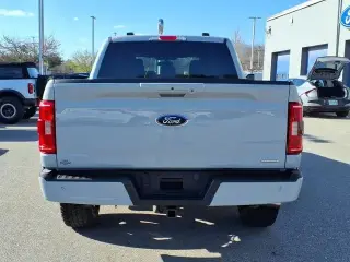 Ford F-150 2023 4x4 Lariat 4dr SuperCrew 6.5 ft. SB