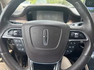 Lincoln Nautilus 2023 AWD Reserve 4dr SUV