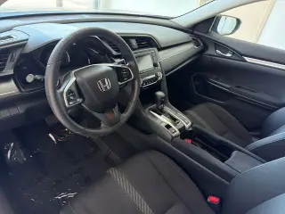 Honda Civic 2017 LX 4dr Sedan CVT
