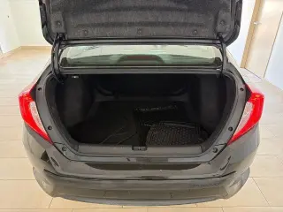 Honda Civic 2017 LX 4dr Sedan CVT