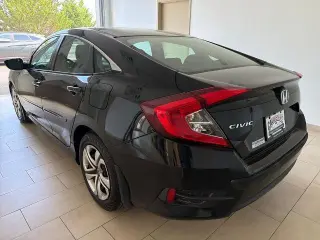 Honda Civic 2017 LX 4dr Sedan CVT