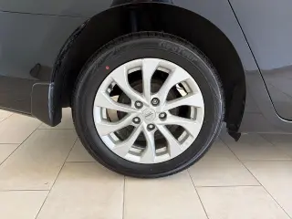 Nissan Sentra 2018 S 4dr Sedan 6M