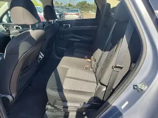 Kia Sorento 2023 LX 4dr SUV