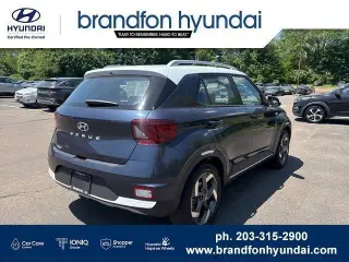 Hyundai VENUE 2023 Limited 4dr Crossover