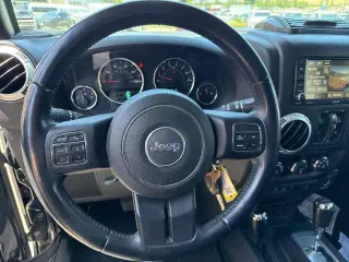 Jeep Wrangler Unlimited 2016 4x4 Sahara 4dr SUV