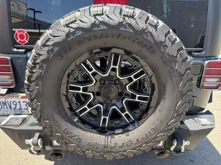 Jeep Wrangler Unlimited 2016 4x4 Sahara 4dr SUV