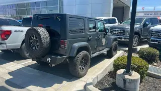 Jeep Wrangler Unlimited 2016 4x4 Sahara 4dr SUV