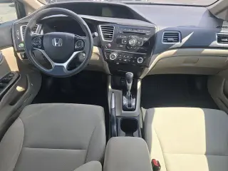 Honda Civic 2013 LX 4dr Sedan 5A