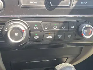 Honda Civic 2013 LX 4dr Sedan 5A