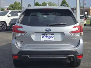 Subaru Forester 2022 AWD Premium 4dr Crossover