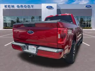 Ford F-150 2022 4x4 XL 4dr SuperCrew 5.5 ft. SB