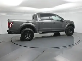 Ford F-150 2018 4x4 Raptor 4dr SuperCrew 5.5 ft. SB
