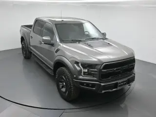 Ford F-150 2018 4x4 Raptor 4dr SuperCrew 5.5 ft. SB