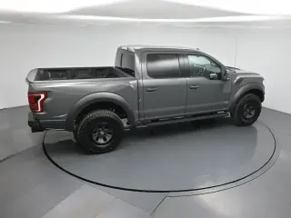 Ford F-150 2018 4x4 Raptor 4dr SuperCrew 5.5 ft. SB