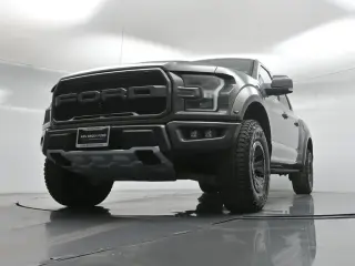 Ford F-150 2018 4x4 Raptor 4dr SuperCrew 5.5 ft. SB