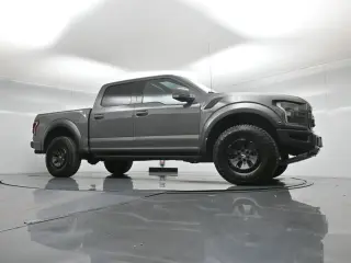 Ford F-150 2018 4x4 Raptor 4dr SuperCrew 5.5 ft. SB