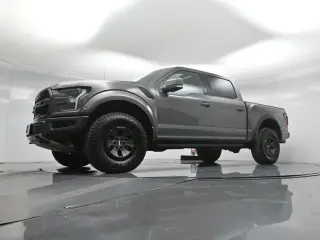 Ford F-150 2018 4x4 Raptor 4dr SuperCrew 5.5 ft. SB