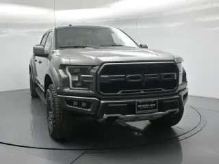 Ford F-150 2018 4x4 Raptor 4dr SuperCrew 5.5 ft. SB