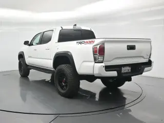 Toyota Tacoma 2022 4x4 TRD Pro 4dr Double Cab 5.0 ft SB 6M