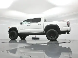 Toyota Tacoma 2022 4x4 TRD Pro 4dr Double Cab 5.0 ft SB 6M