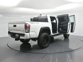 Toyota Tacoma 2022 4x4 TRD Pro 4dr Double Cab 5.0 ft SB 6M