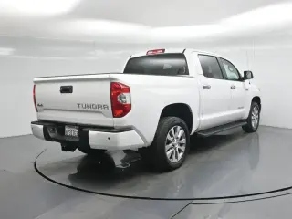 Toyota Tundra 2015 4x4 Limited 4dr CrewMax Cab Pickup SB (5.7L V8 FFV)