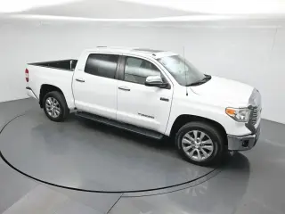 Toyota Tundra 2015 4x4 Limited 4dr CrewMax Cab Pickup SB (5.7L V8 FFV)