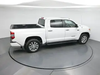 Toyota Tundra 2015 4x4 Limited 4dr CrewMax Cab Pickup SB (5.7L V8 FFV)