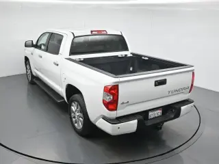Toyota Tundra 2015 4x4 Limited 4dr CrewMax Cab Pickup SB (5.7L V8 FFV)