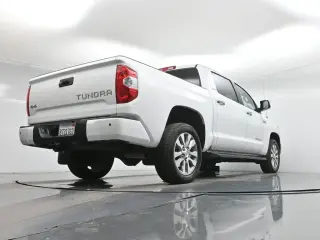Toyota Tundra 2015 4x4 Limited 4dr CrewMax Cab Pickup SB (5.7L V8 FFV)