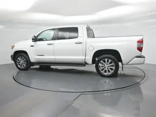 Toyota Tundra 2015 4x4 Limited 4dr CrewMax Cab Pickup SB (5.7L V8 FFV)