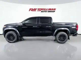 Chevrolet Colorado 2023 4x4 Trail Boss 4dr Crew Cab 5 ft. SB
