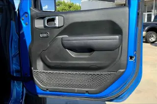 Jeep Wrangler 2024 4x4 Sport 4dr SUV