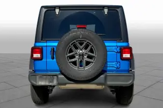 Jeep Wrangler 2024 4x4 Sport 4dr SUV