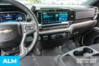 Chevrolet Silverado 1500 2025 4x2 LT 4dr Crew Cab 5.8 ft. SB