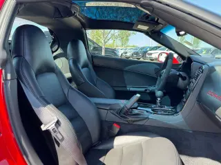 Chevrolet Corvette 2009 2dr Coupe w/1LT
